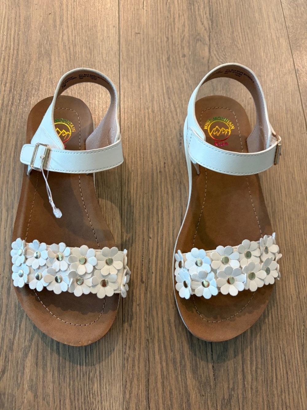 White Mountain Floral White Sandal girls sz 2
